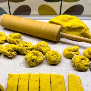 Biscuits Apéritif Bio à l'Emmental et Safran
